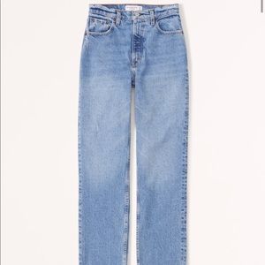 Abercrombie 90s Straight Ultra High Rise Jeans